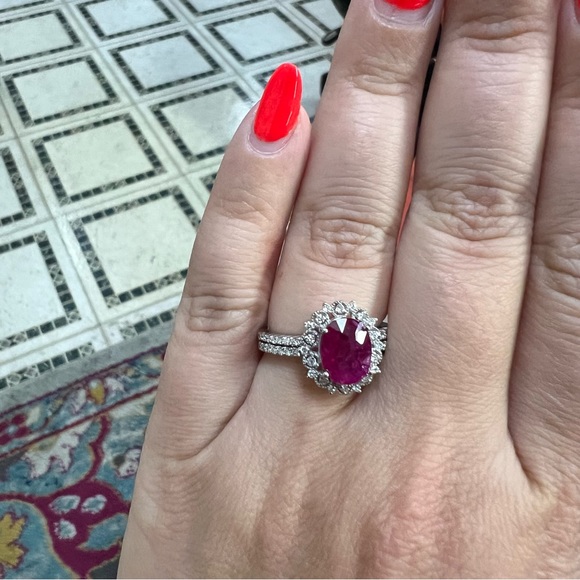 14k White Gold Diamond & Ruby Ring - Picture 6 of 9